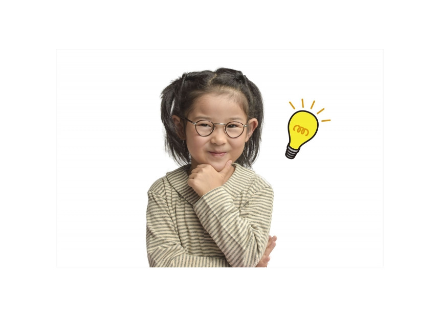 Child imaging her future